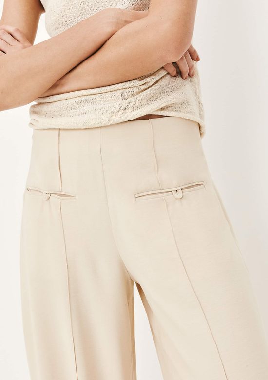 Foto do produto: Calça Feminina Reta Em Peach Touch - Bege