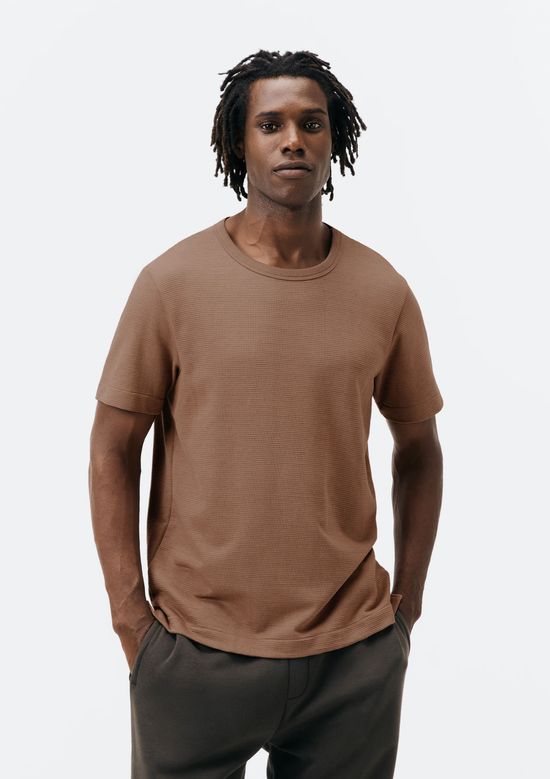 Foto do produto: Camiseta Masculina Comfort Texturizada - Marrom