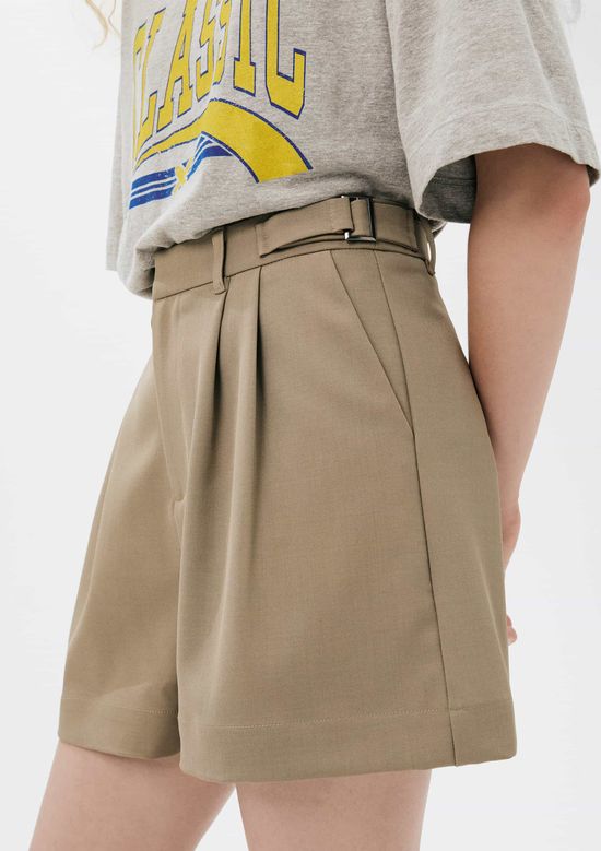 Foto do produto: Shorts Feminino Em Alfaiataria - Bege