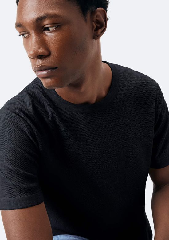 Foto do produto: Camiseta Masculina Regular em Tricô - Preto