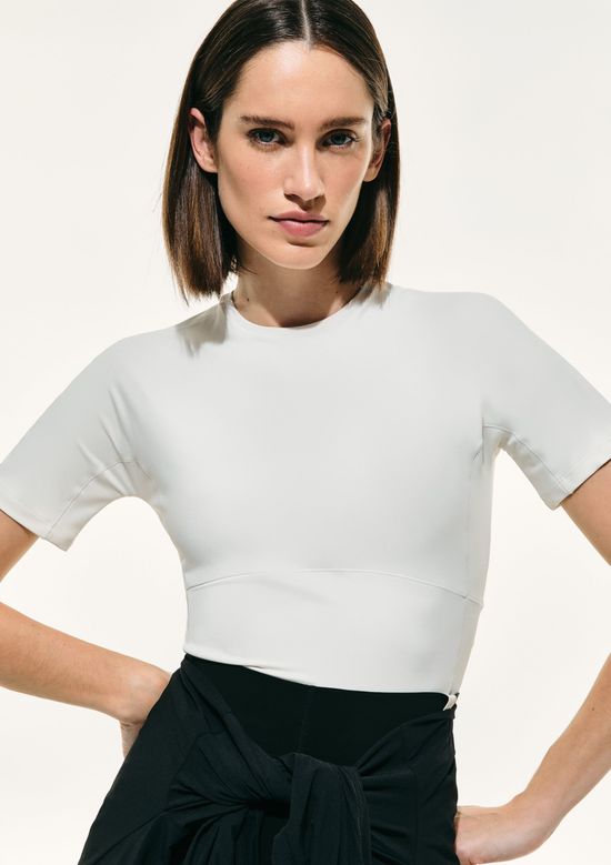 Foto do produto: Camiseta Cropped Hering Sports + FRNC - Off white
