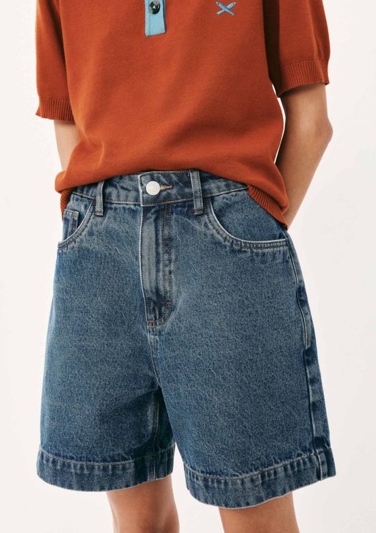 Foto do produto: Bermuda Jeans Feminina Reta - Azul