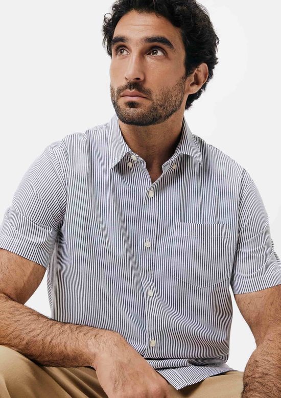 Foto do produto: Camisa Masculina Slim Manga Curta - Cinza