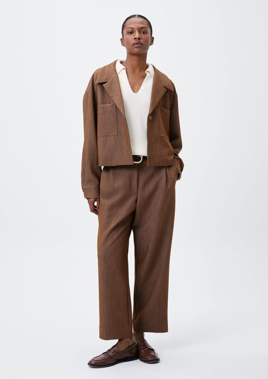 Foto do produto: Calça Feminina Cropped Em Alfaiataria - Marrom