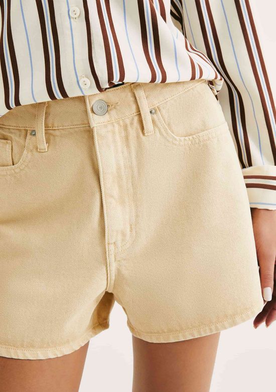 Foto do produto: Shorts Feminino Cintura Média Em Sarja - Amarelo