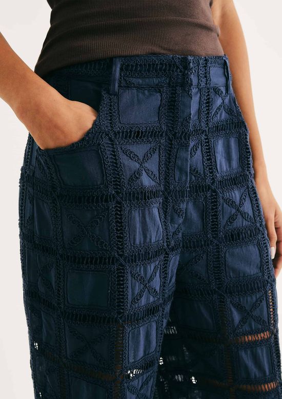 Foto do produto: Calça Feminina Reta Em Laise - Azul