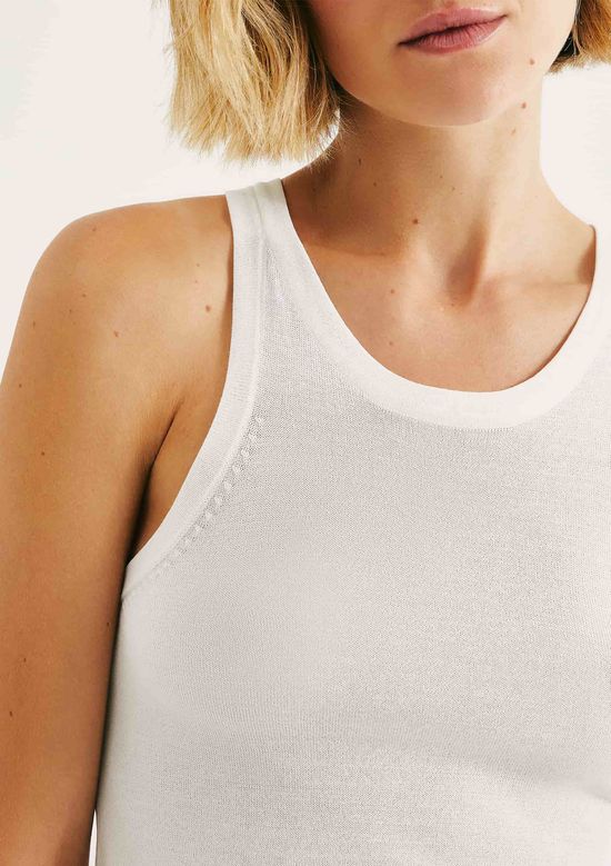 Foto do produto: Regata Feminina Slim Em Tricô - Off white