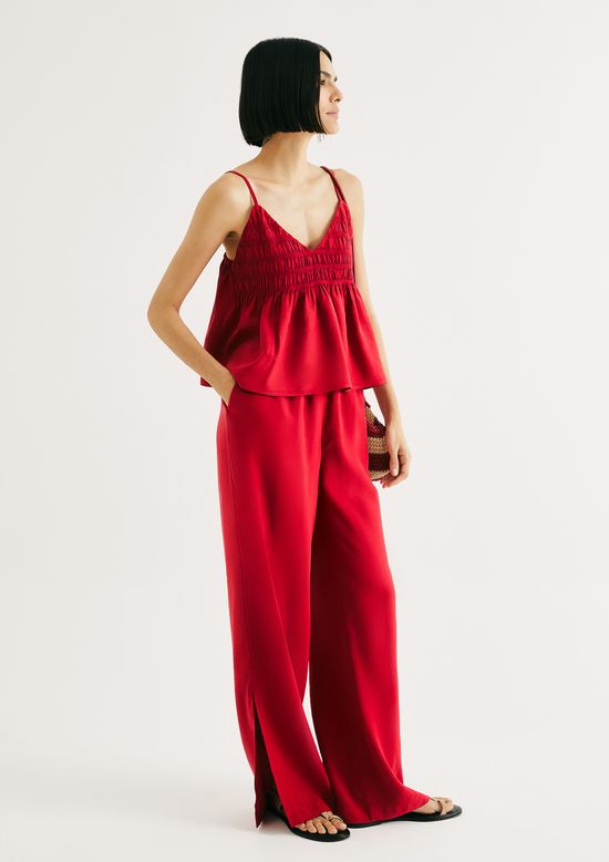 Foto do produto: Calça Feminina Reta Em Peach Touch - Vermelho