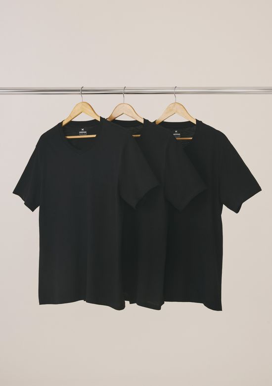 Foto do produto: Kit Com 3 Camisetas Masculinas Básicas Slim Gola V - Preto