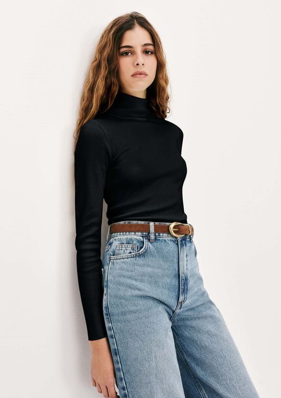 Foto do produto: Blusa Feminina Manga Longa Em Tricô Canelado - Preto