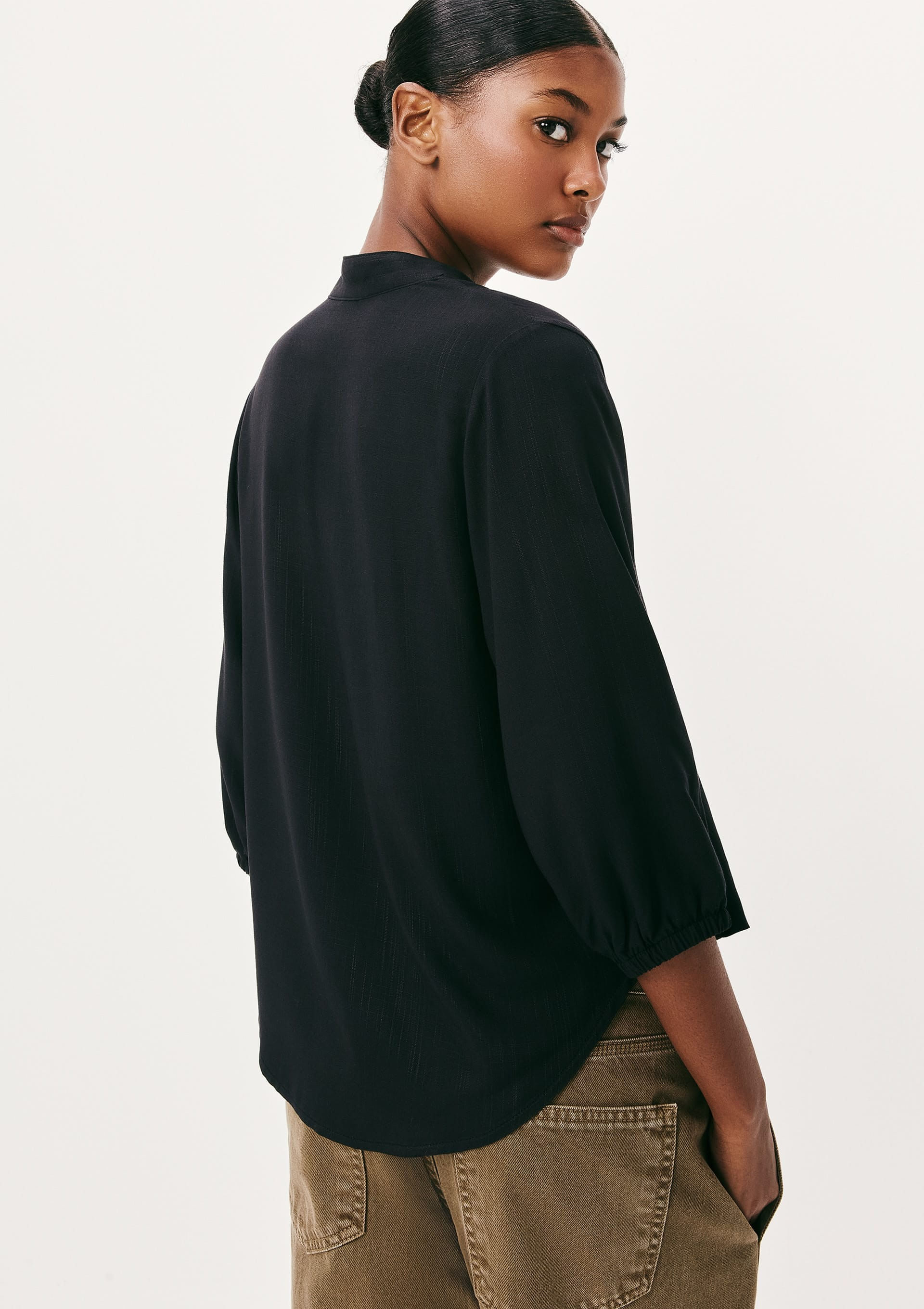 Blusa Básica Feminina Manga 7/8 Bufante - Preto | Hering