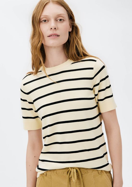 Foto do produto: Blusa Feminina Manga Curta Listrada Em Tricô Fio Tinto - Off white