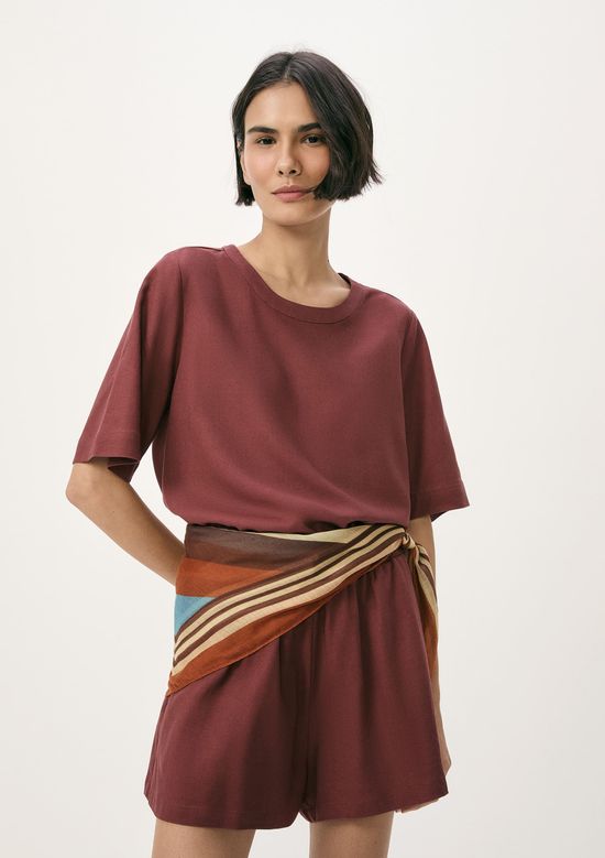 Foto do produto: Blusa Feminina Manga Média Com Linho - Vinho