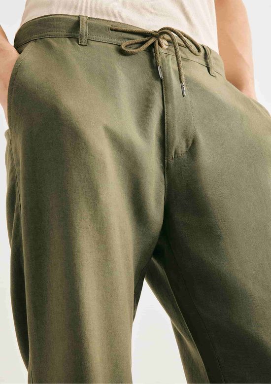 Foto do produto: Calça Masculina Reta Em Linho - Verde