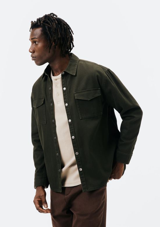 Foto do produto: Camisa Masculina Regular em Sarja - Verde