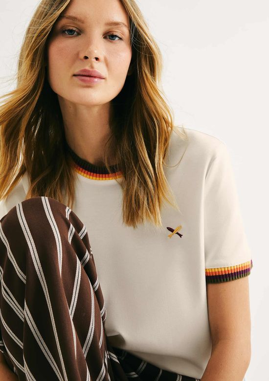 Foto do produto: Camiseta Feminina Regular Ultra Soft - Off white