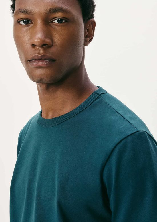 Foto do produto: Camiseta Básica Masculina Areia Em Algodão Peruano - Verde