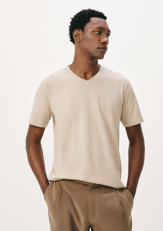 Foto do produto: Camiseta Básica Masculina Manga Curta Gola V World - Bege