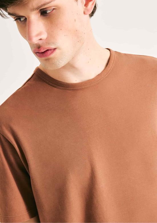 Foto do produto: Camiseta Masculina Slim Algodão Peruano Soft Touch - Marrom
