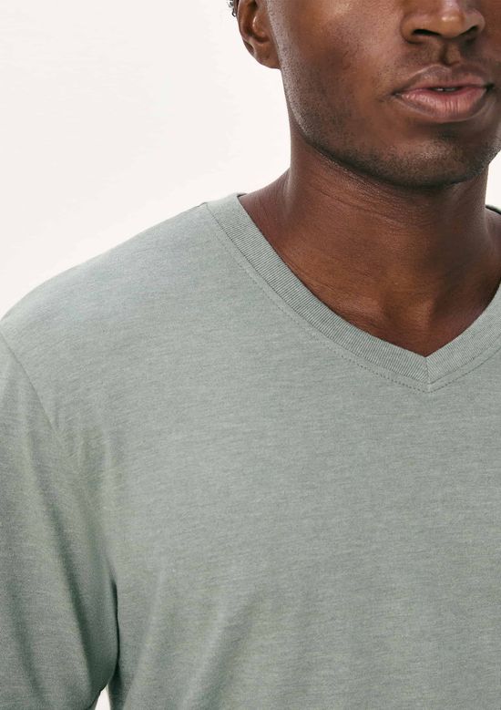 Foto do produto: Camiseta Básica Masculina Manga Curta Gola V World - Verde