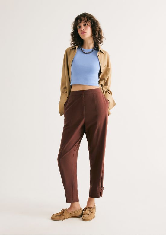 Foto do produto: Calça Feminina Em Alfaiataria Com Linho - Marrom