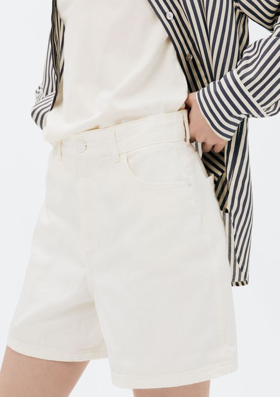 Foto do produto: Shorts Básico Feminino Mom Cintura Alta Em Sarja - Off white