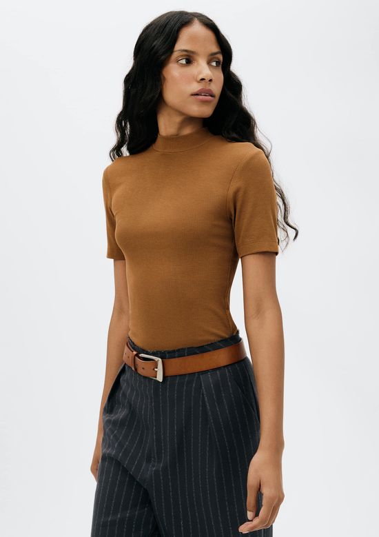 Foto do produto: Blusa Básica Feminina Gola Alta Em Ribana Canelada - Marrom