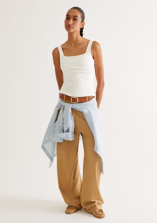 Foto do produto: Regata Feminina Decote Quadrado Em Malha Premium - Off white