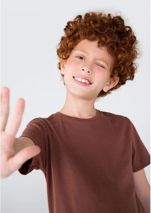 Camiseta Básica Infantil Menino Modelagem Regular - Marrom