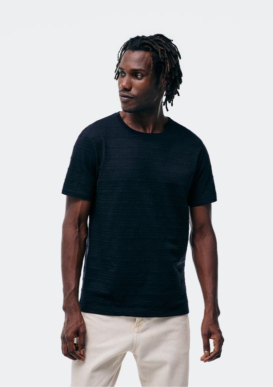 Foto do produto: Camiseta Masculina Manga Curta Em Malha Texturizada - Preto