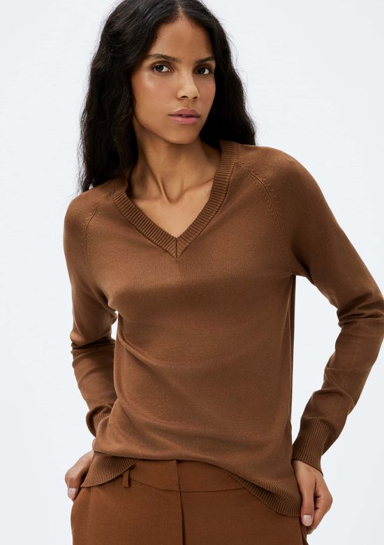Foto do produto: Blusão Feminino Decote V Em Tricô - Marrom