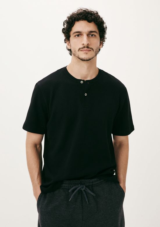 Foto do produto: Camiseta Masculina Henley Texturizada - Preto