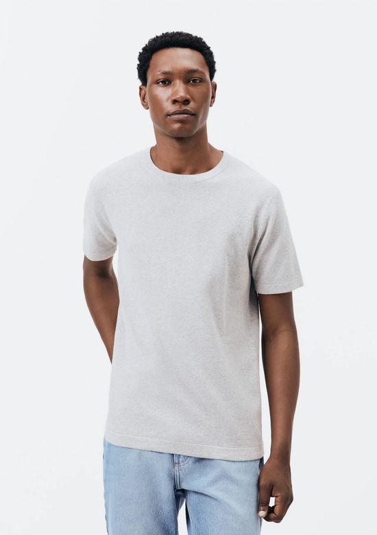 Foto do produto: Camiseta Masculina Regular em Tricô - Cinza