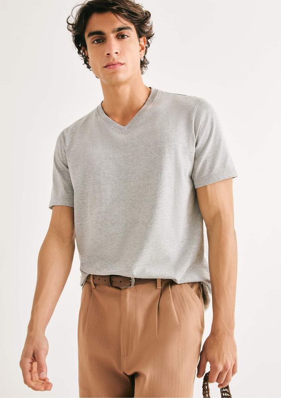 Foto do produto: Camiseta Básica Masculina Manga Curta Gola V World - Cinza