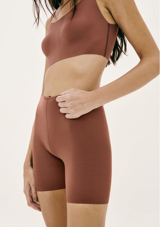 Foto do produto: Bermuda Em Microfibra Corte A Fio - Marrom