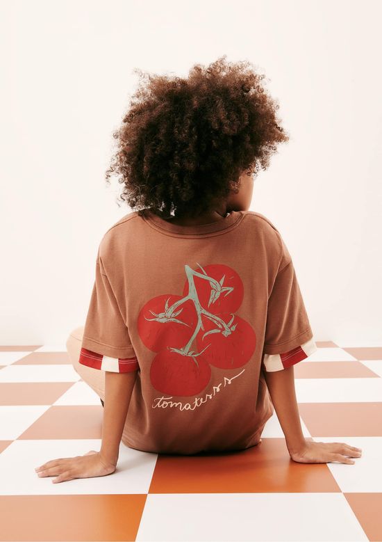 Foto do produto: Camiseta Infantil Unissex Oversized Com Estampa Hering Kids + Renata Vanzetto - Marrom