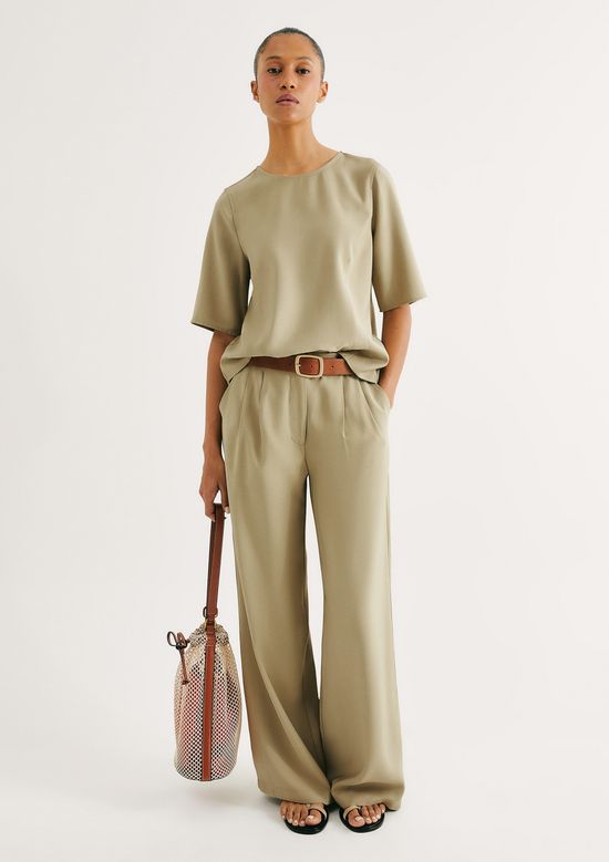 Foto do produto: Calça Feminina Cintura Alta Em Peach Touch - Verde