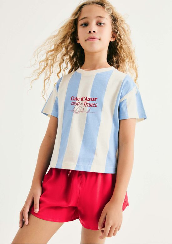 Foto do produto: Shorts Infantil Menina Reto Em Viscose - Vermelho