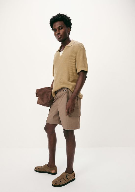 Foto do produto: Camisa Polo Masculina Decote V Em Tricô - Bege