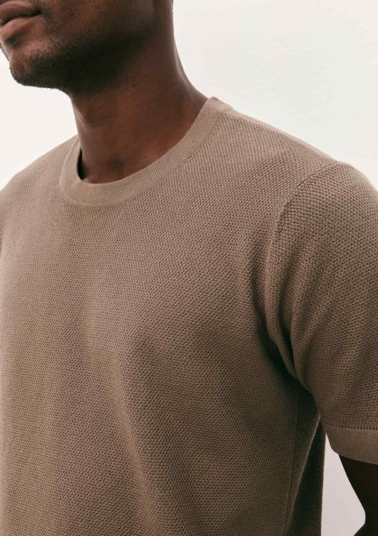 Foto do produto: Camiseta Masculina Regular em Tricô - Marrom