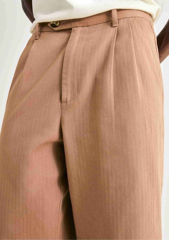 Foto do produto: Calça Masculina Alfaiataria Texturizada - Marrom