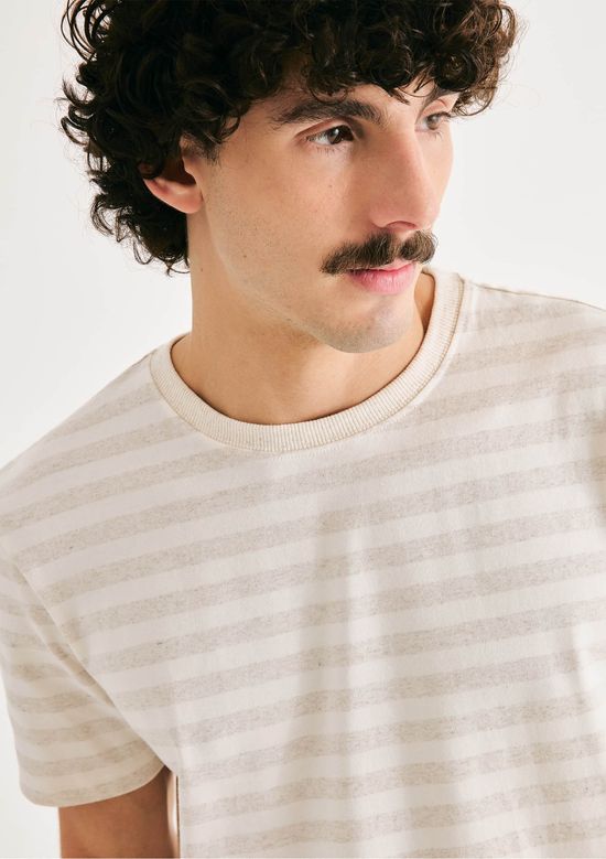 Foto do produto: Camiseta Masculina Comfort Super Cotton Com Linho - Bege