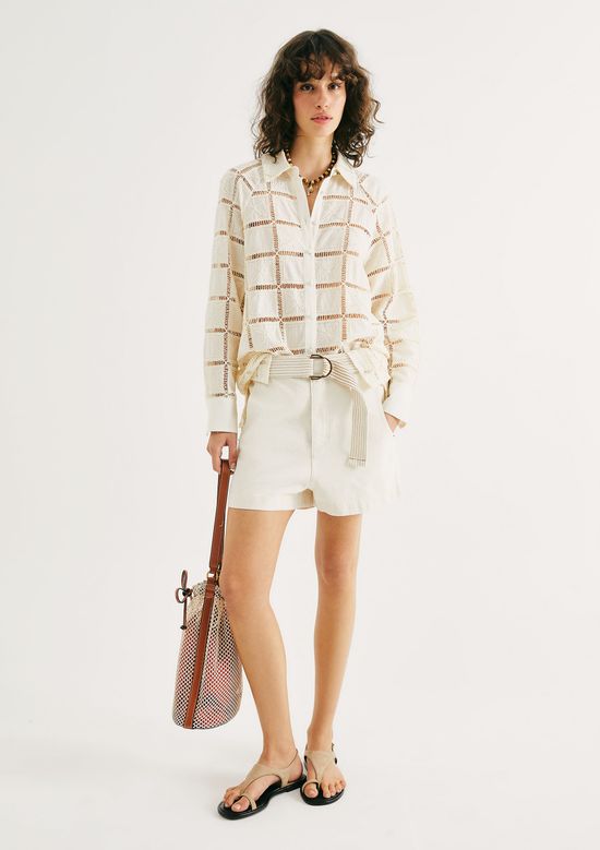 Foto do produto: Shorts Feminino Em Sarja Cintura Média - Off white