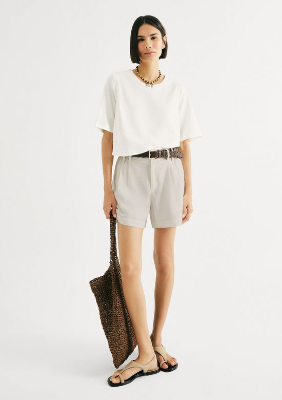 Foto do produto: Shorts Feminino De Alfaiataria Em Linho - Bege