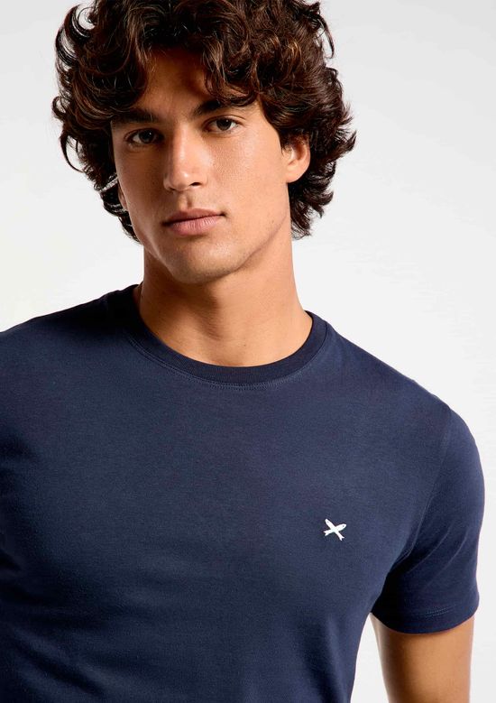 Foto do produto: Camiseta Básica Masculina World Com Bordado - Azul