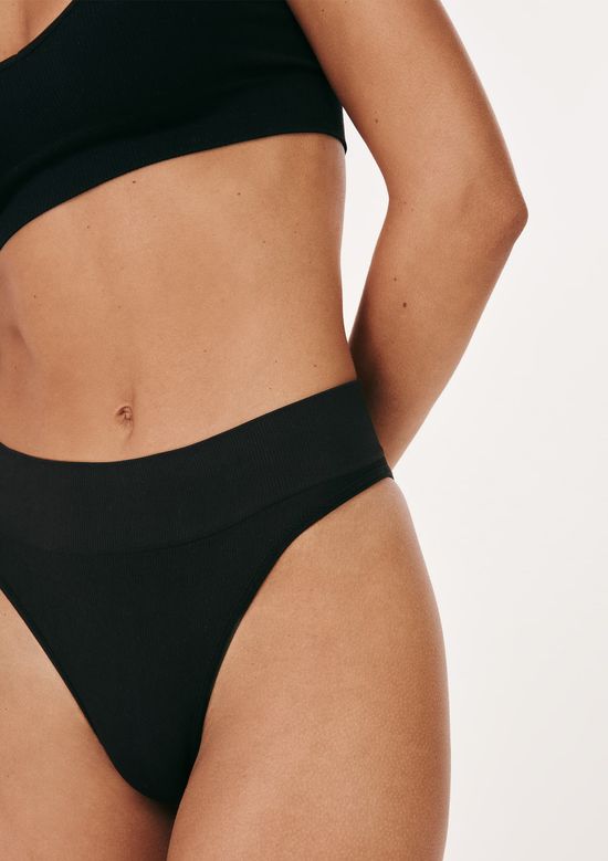 Foto do produto: Calcinha Cintura Alta Cós Duplo - Preto