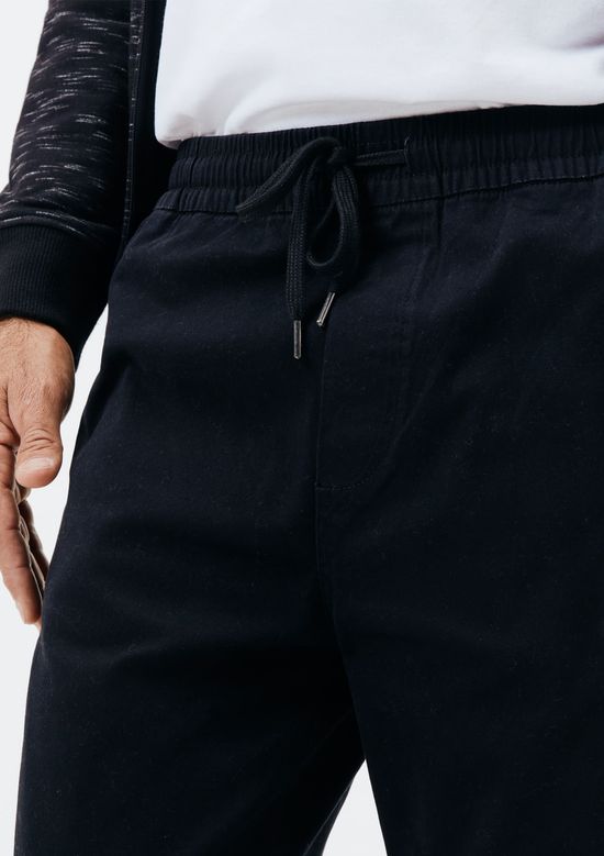 Foto do produto: Calça Básica Masculina Jogger Em Sarja Com Elastano - Preto