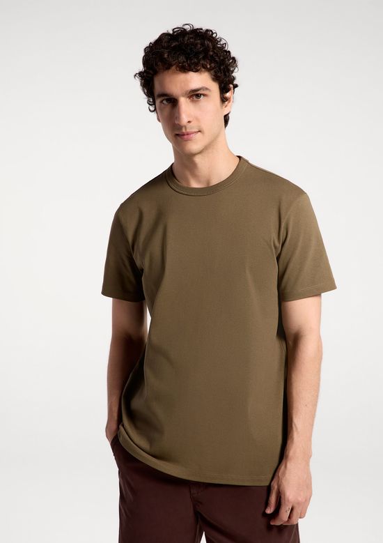 Foto do produto: Camiseta Básica Masculina Areia Em Algodão Peruano - Verde