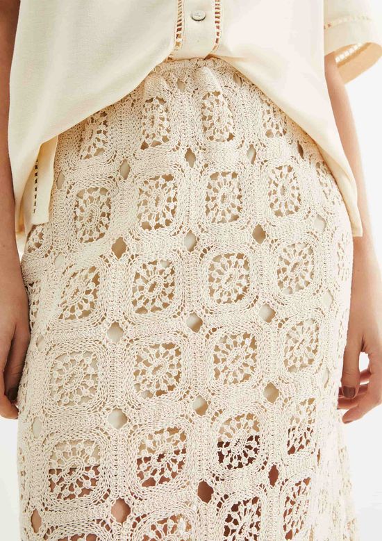 Foto do produto: Saia Midi Cintura Média Em Crochê - Off white
