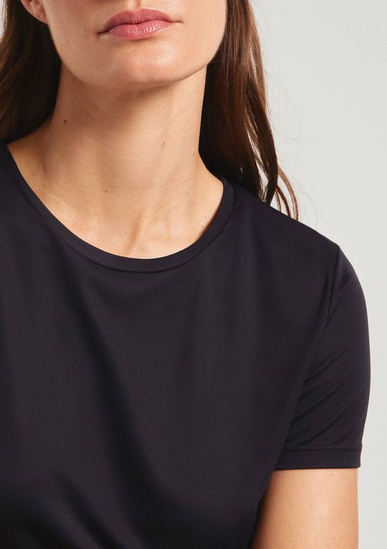 Foto do produto: Camiseta Esportiva Básica Feminina Proteção Uv - Preto